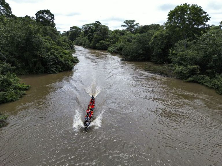 10 migrants killed in floods crossing Darién Gap in Panama