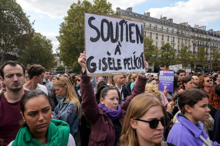 Hundreds gather in France in support of Gisèle Pélicot and all rape victims